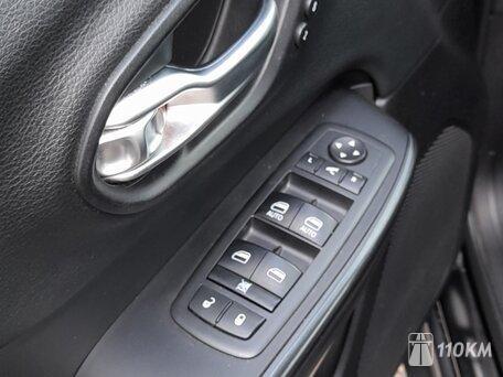 Jeep, Cherokee, 3200, 272, бензин, внедорожник, автомат, полный привод, среднее состояние, левый, черный, 1 400 000 ₽